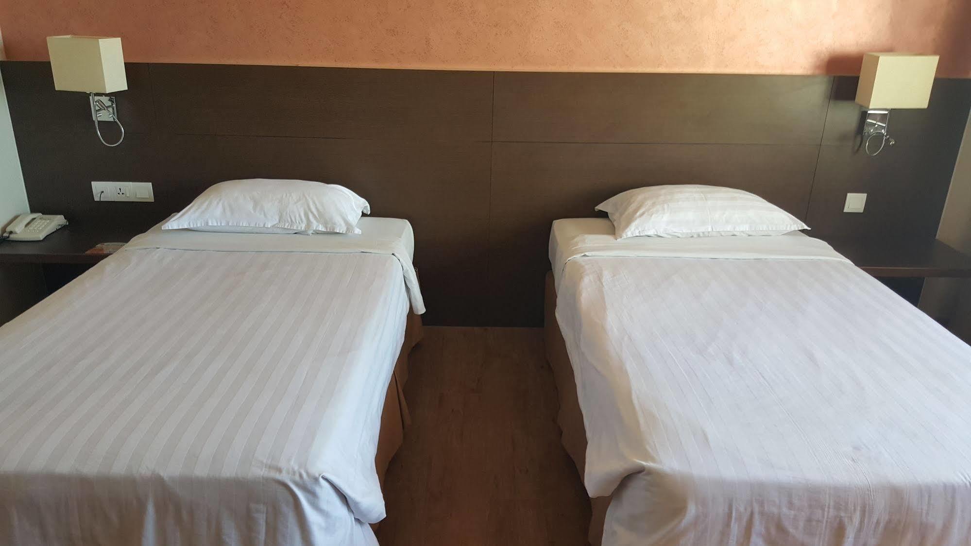 Hotel Malaysia George Town  Kültér fotó
